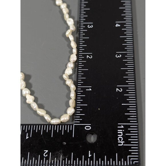 Vintage Freshwater Pearl Single Strand Necklace Classic 16" - Picture 7 of 7